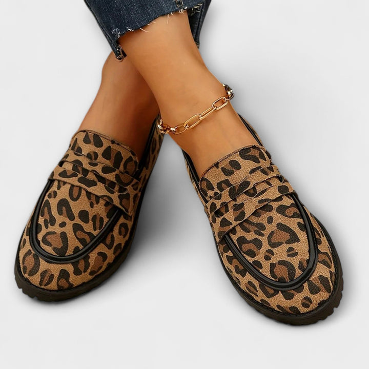 Mireille – Leopardo Rašto Dirbtinio Suede Apvalaus Nosies Kasdieniai Loaferiai