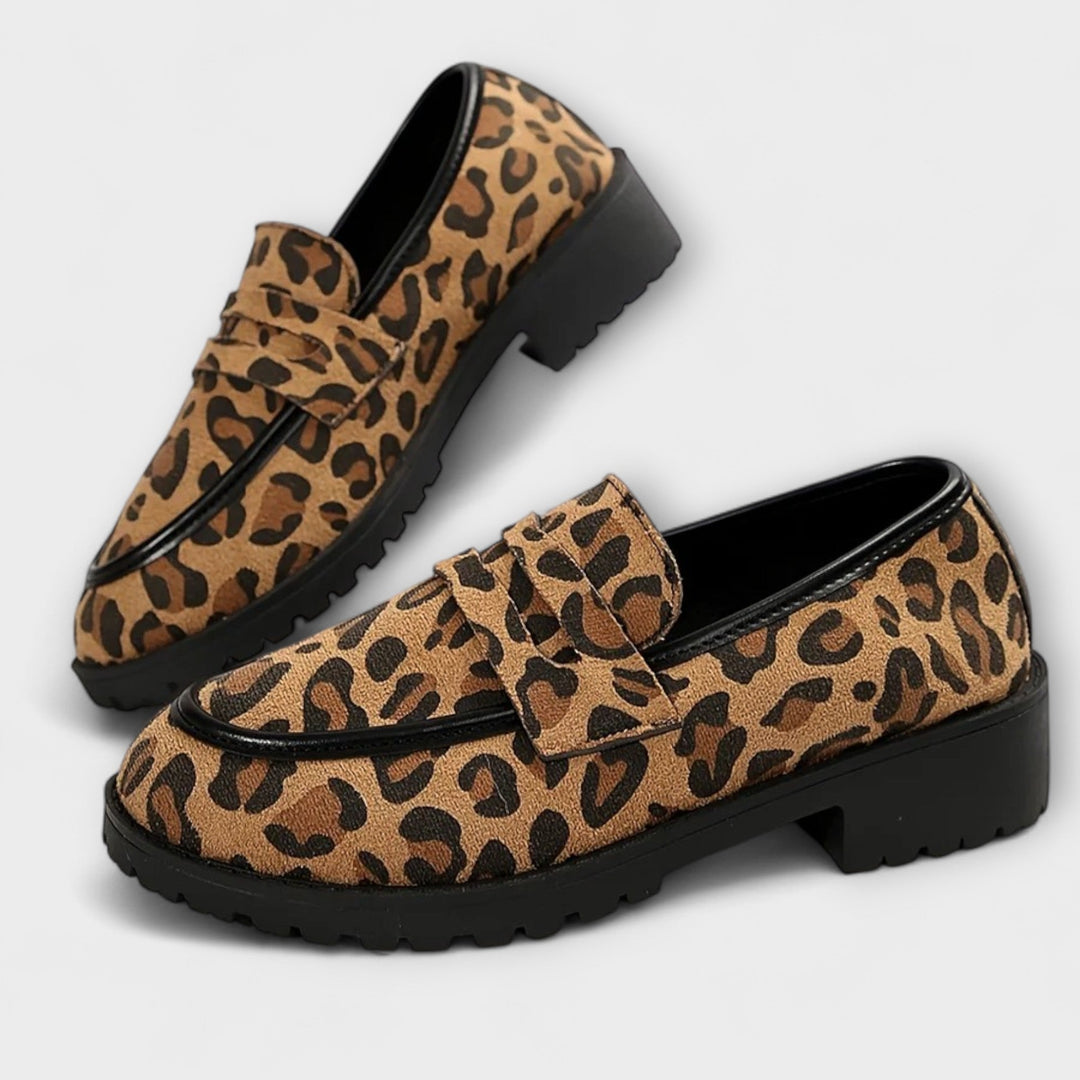 Mireille – Leopardo Rašto Dirbtinio Suede Apvalaus Nosies Kasdieniai Loaferiai